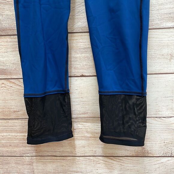 DEREK LAM IOC ATHLETA CROPPED LEGGINGS - Picture 3 of 7